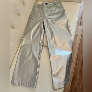 Maeve Metallic Silver Collette